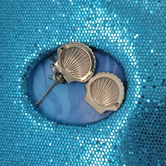 Disney Little Mermaid Ariel Lined Pages Journal with Shell Necklace - Picture 2 of 7